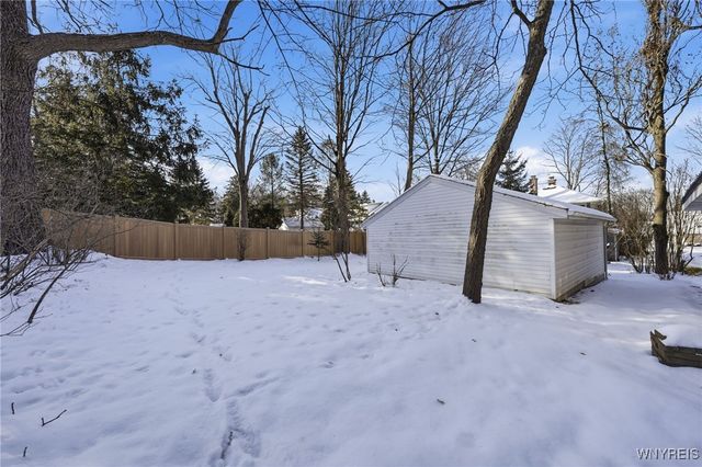 75 Potter Avenue, Orchard Park, NY 14127