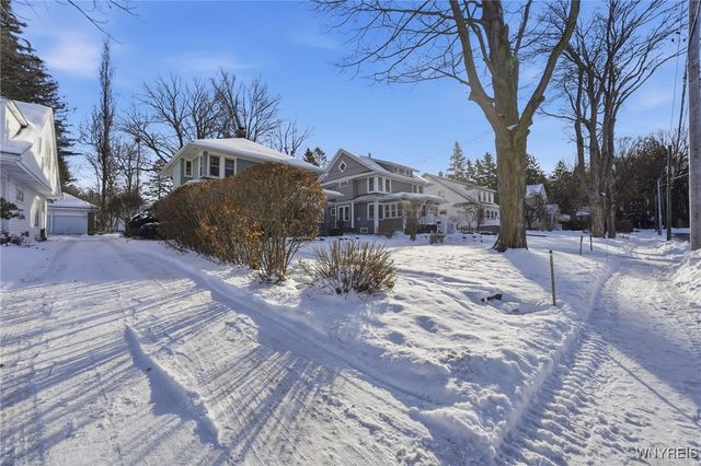 75 Potter Avenue, Orchard Park, NY 14127