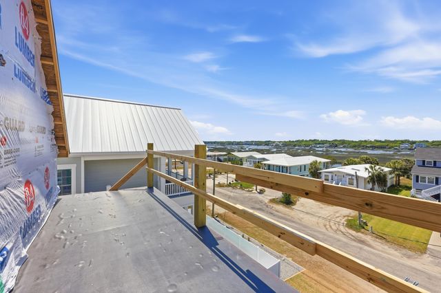 231 Underwood Dr., Garden City Beach, SC 29576