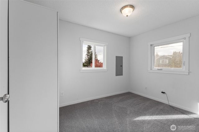 1307 S 80th St, Tacoma, WA 98408