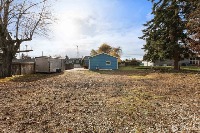 1307 S 80th St, Tacoma, WA 98408