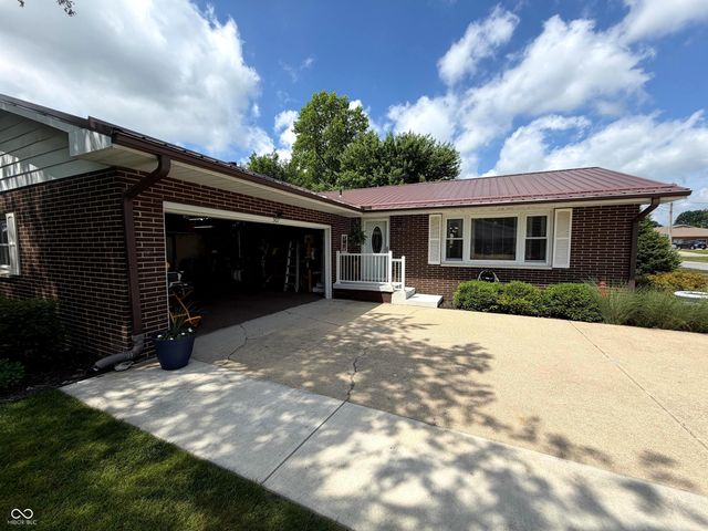 507 Dogwood Drive, Rockville, IN 47872