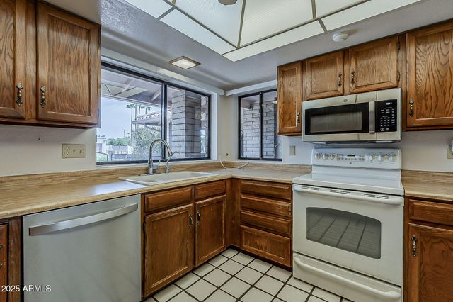 7407 E TURQUOISE Avenue, Scottsdale, AZ 85258