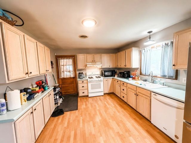 24 Center Street, Auburn, NY 13021
