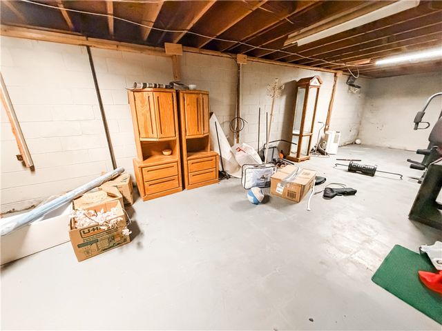 24 Center Street, Auburn, NY 13021