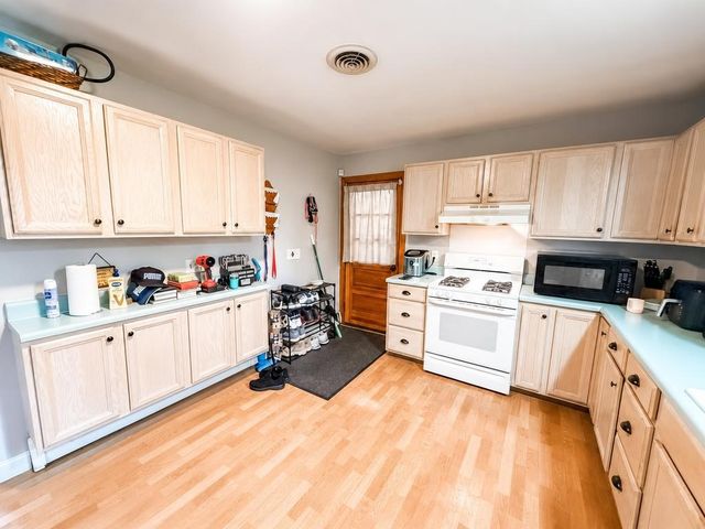 24 Center Street, Auburn, NY 13021