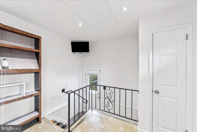 206 WERDEN DR, New Castle, DE 19720