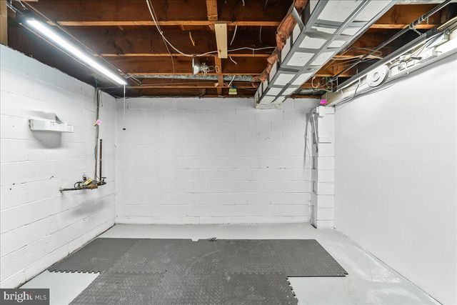 206 WERDEN DR, New Castle, DE 19720