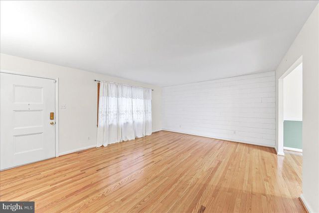 206 WERDEN DR, New Castle, DE 19720