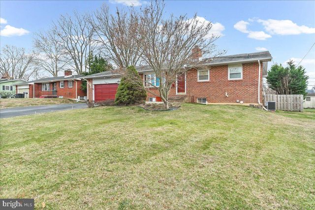 206 WERDEN DR, New Castle, DE 19720