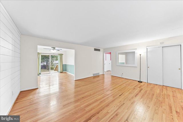 206 WERDEN DR, New Castle, DE 19720