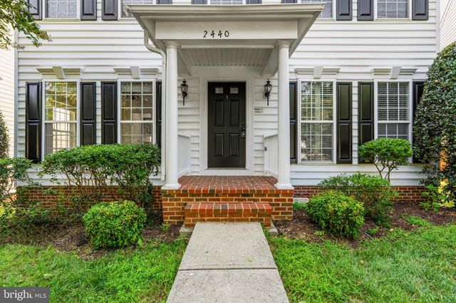 2440 FIVE FATHOM CIR, Woodbridge, VA 22191