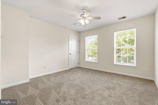 2440 FIVE FATHOM CIR, Woodbridge, VA 22191