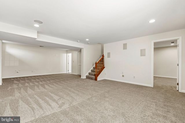2440 FIVE FATHOM CIR, Woodbridge, VA 22191
