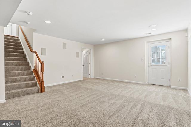 2440 FIVE FATHOM CIR, Woodbridge, VA 22191