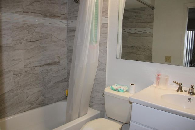 6121 56TH AVENUE N, St Petersburg, FL 33709