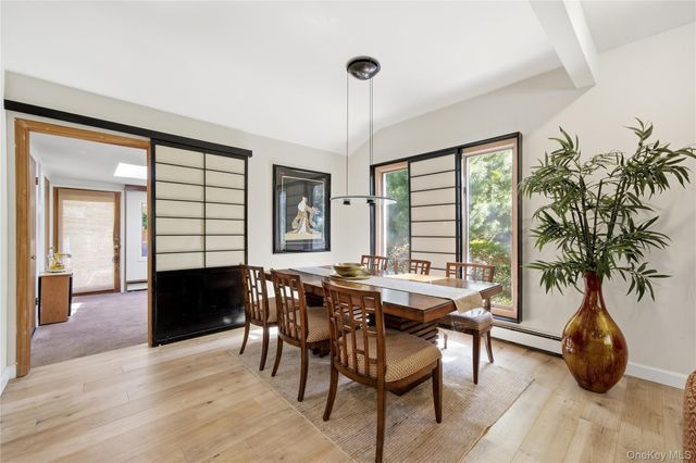 16 Dale Road, Huntington, NY 11743