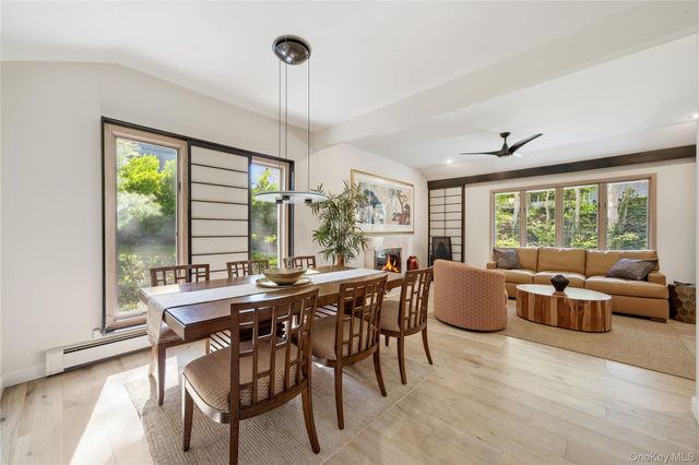 16 Dale Road, Huntington, NY 11743