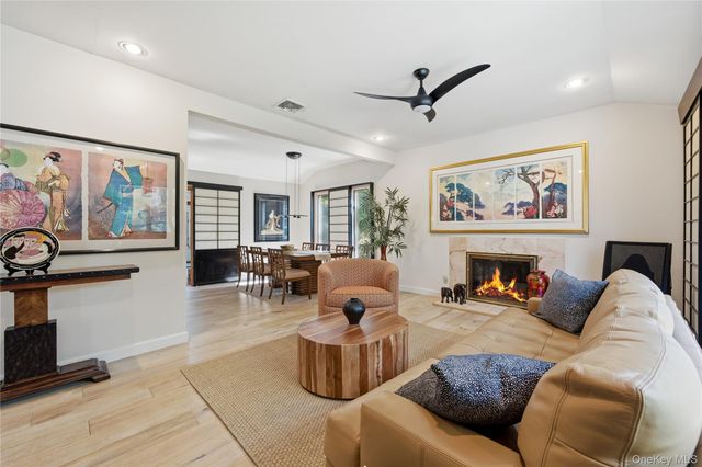 16 Dale Road, Huntington, NY 11743