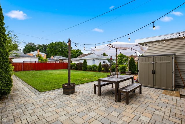 3634 N Pontiac Avenue, Chicago, IL 60634