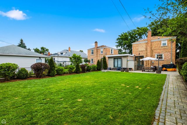 3634 N Pontiac Avenue, Chicago, IL 60634