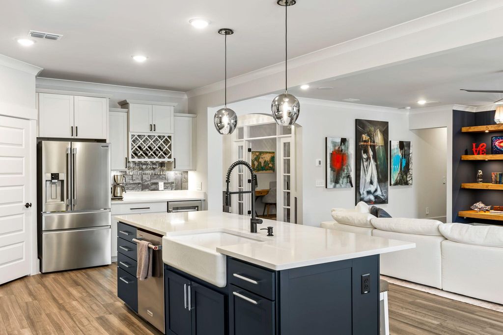 Image 5 of property listing at 4345 Hugh Bennett Drive, Johns Island, SC 29455