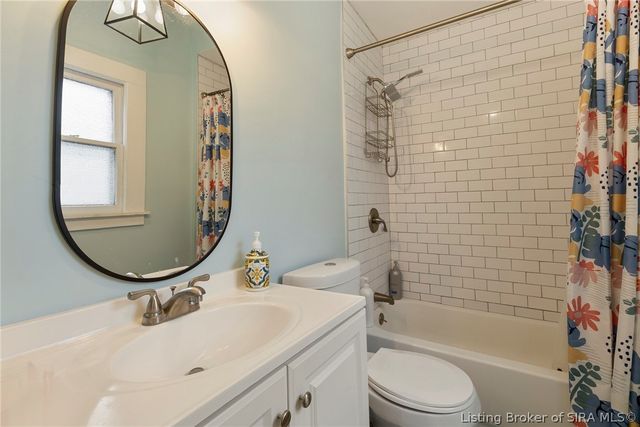 1118 E Spring Street, New Albany, IN 47150