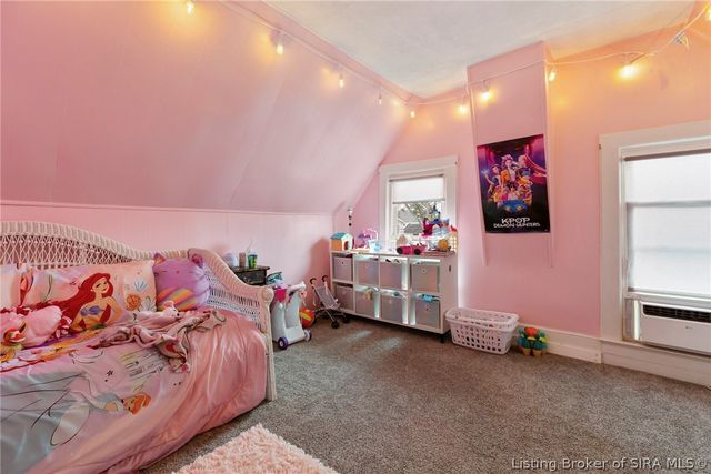 1118 E Spring Street, New Albany, IN 47150