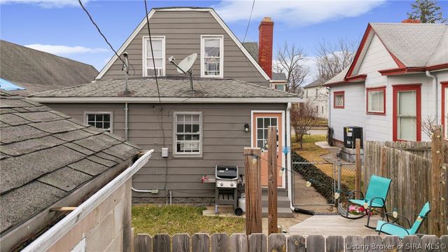 1118 E Spring Street, New Albany, IN 47150