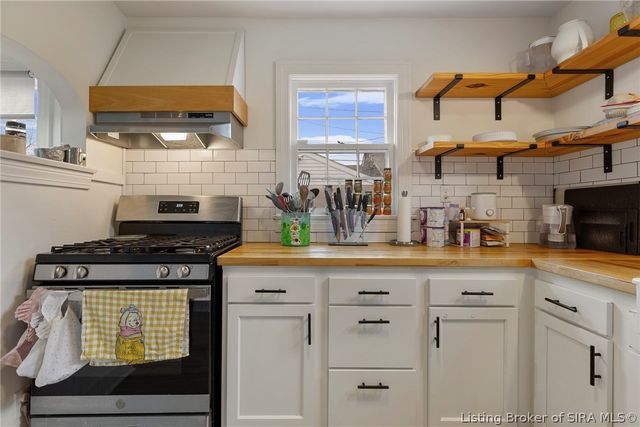 1118 E Spring Street, New Albany, IN 47150