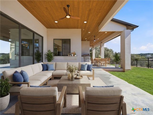 1454 Via Principale, New Braunfels, TX 78132