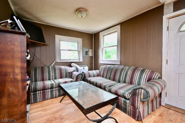 64 Cedarbrook Rd, West Milford Twp., NJ 07421