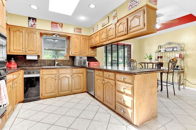 1511 Dolly Lane, Hideaway, TX 75771