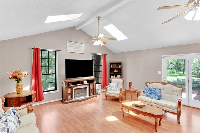 1511 Dolly Lane, Hideaway, TX 75771