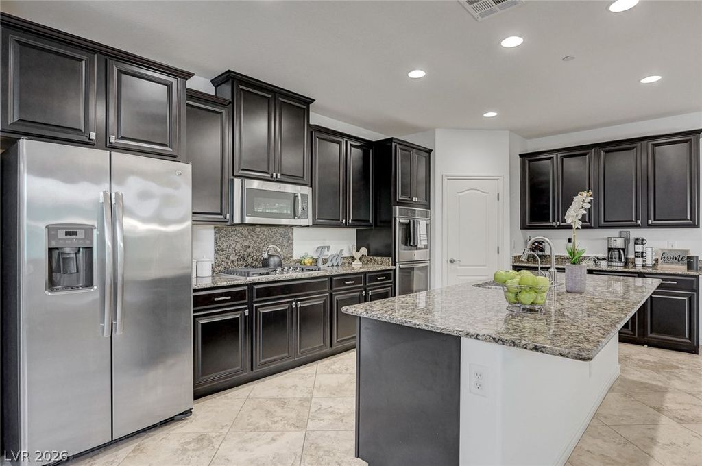 2894 Shining Sun Way, Henderson, NV 89052 — photo 3