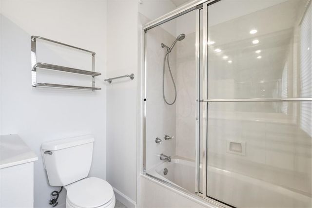 120 N White Jewel Court, Vero Beach, FL 32963