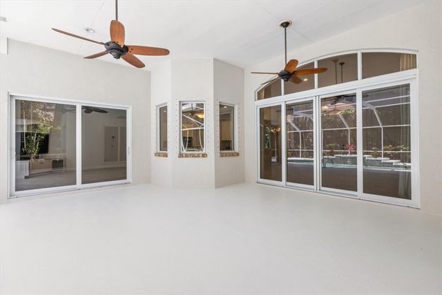 120 N White Jewel Court, Vero Beach, FL 32963