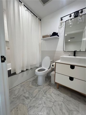 3439 Plata Street, Los Angeles, CA 90026