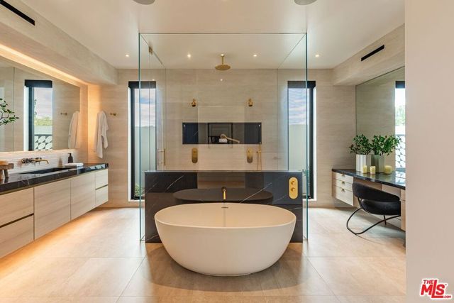 9455 Eden Drive, Beverly Hills, CA 90210