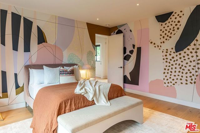 9455 Eden Drive, Beverly Hills, CA 90210