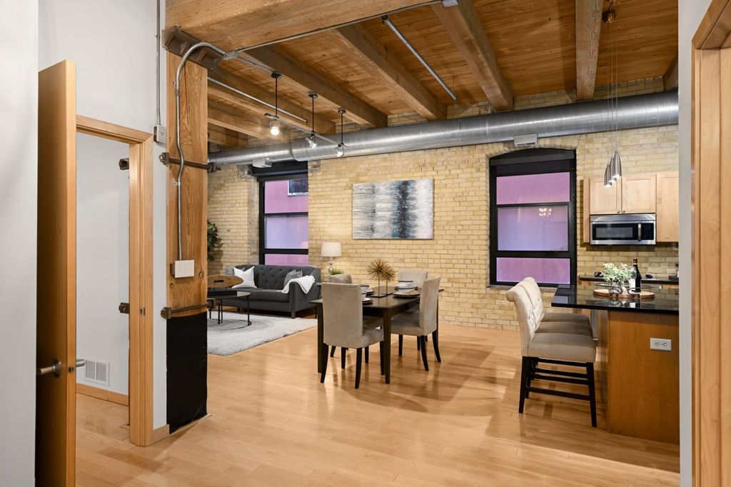 607 Washington Avenue S 204, Minneapolis, MN 55415 — photo 2
