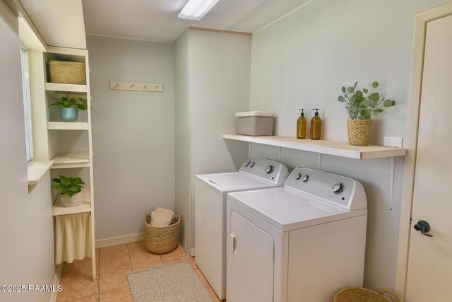 148 Emerite Drive, Lafayette, LA 70506