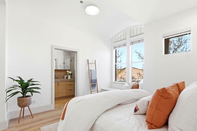 141 Huntington Court, Mountain View, CA 94043