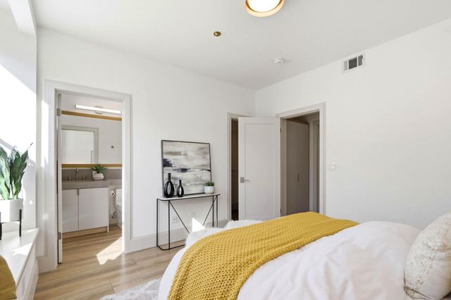 141 Huntington Court, Mountain View, CA 94043