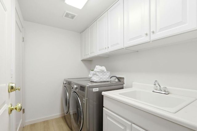 141 Huntington Court, Mountain View, CA 94043