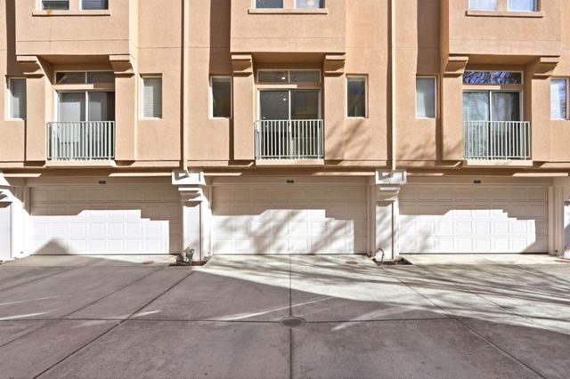 141 Huntington Court, Mountain View, CA 94043