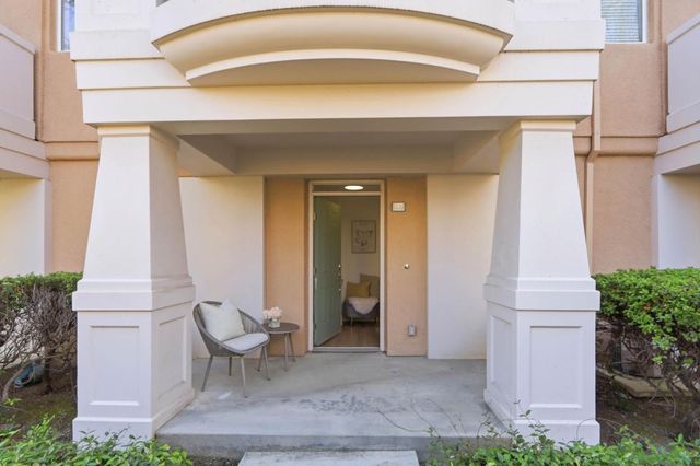 141 Huntington Court, Mountain View, CA 94043