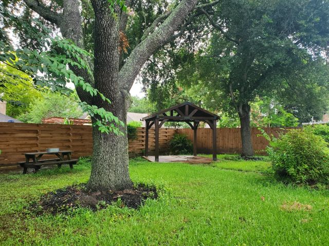 3 Columbella Street, Bay City, TX 77414