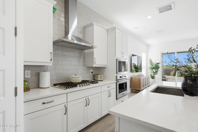 21718 N 58TH Street, Phoenix, AZ 85054