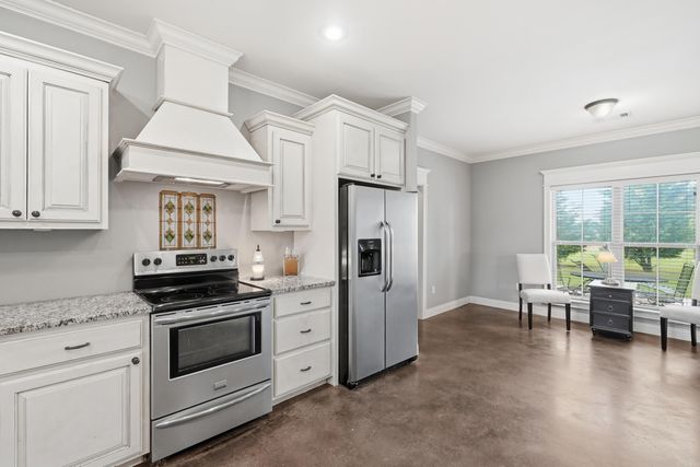 10 Colt Loop, Greenbrier, AR 72058